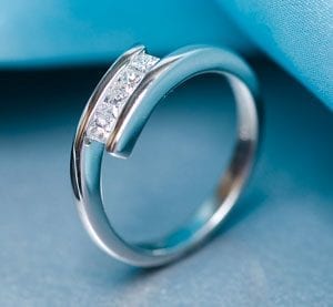 Fabulous diamond Braque Ring from Hatton Garden