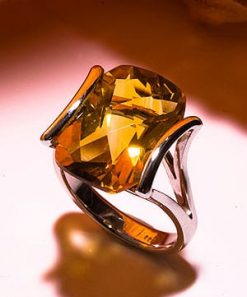 Hatton Garden Contemporary: 13 carat citrine and gold ring, £795