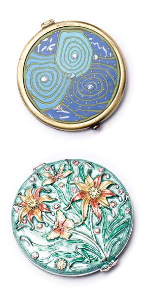 Hand enamelled compacts