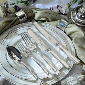 Superb Arthur Price of England 68-piece Harley cutlery: boxed set, a snip at only £129