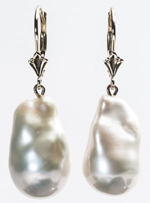 Beautiful large natural baroque pearl earrings on 14ct gold