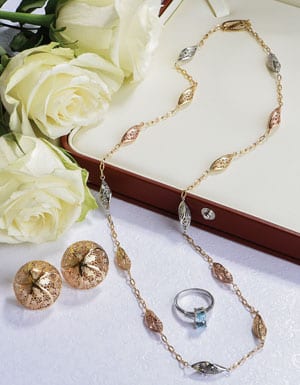 New Venetian Collection: beautiful, sophisticated Raphael design: Necklace