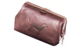 Members' favourite Italian leather Labrador wash bag by Tyler & Tyler