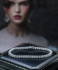 Superb 5.79 carat Diamond Tennis Bracelet in 18ct White Gold