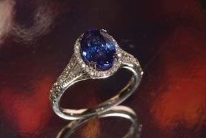Fabulous tanzanite, diamond and 18ct gold ring