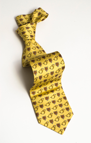 Vive La Chasse: Fox and Horn tie in pure silk on yellow