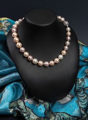 Magnificent new Aida Necklace of natural orchid pearls with a diamond and white gold clasp