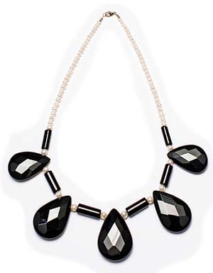 Dante Necklace in Onyx, Silver and Pearls