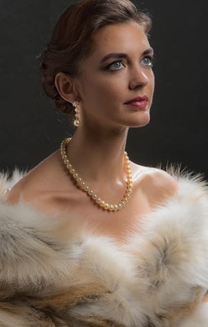 The luxurious Cressida Necklace in South Sea Golden Pearls, Diamonds and Gold