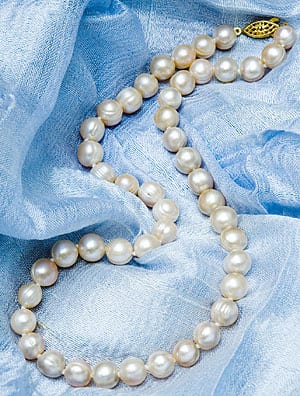Heavenly pink natural pearl necklace