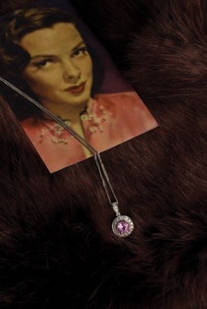 New Hatton Garden Collection: Manhattan Pink Sapphire Pendant