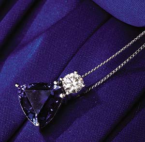 Tanzanite Trillion-Cut Diamond Pendant