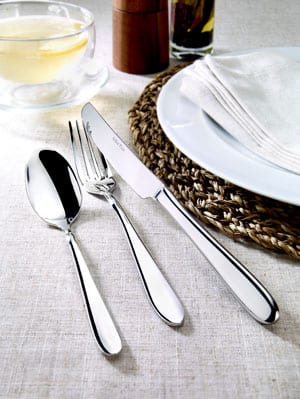 Superb 76-piece stainless steel Willow design cutlery set by Arthur Price of England: only £139