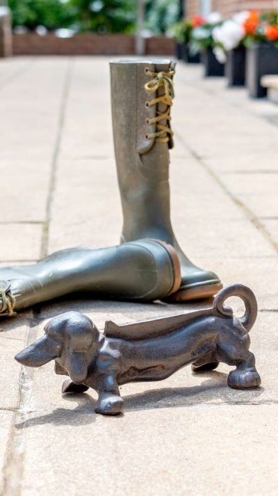 Dachshund Boot Scraper by Ascalon Design: great way to keep your home, conservatory, tackroom or gunroom mud free—and raise a gentle smile
