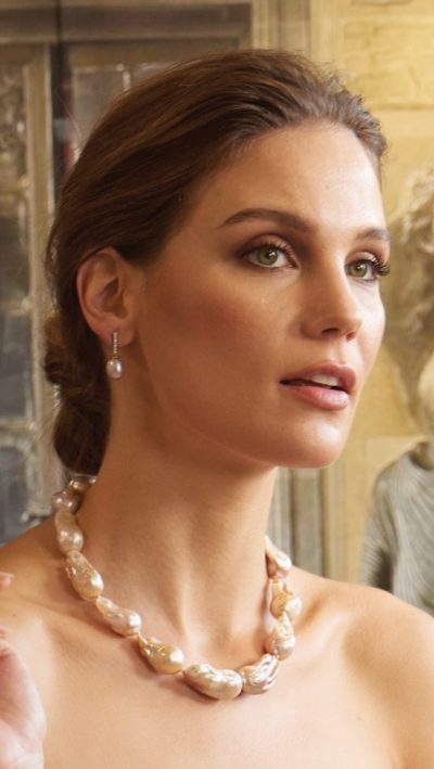 Pearl Sensation: Nature meets Haute Couture in the magnificent natural pink baroque pearl Donatello necklace set with glittering pink sapphires and white gold