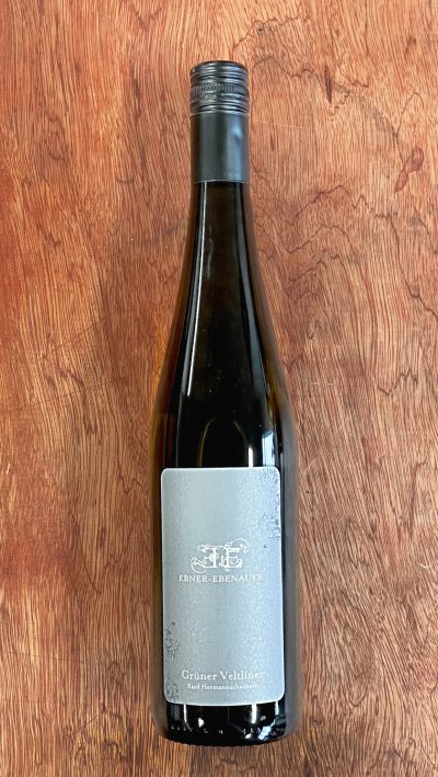 Poysdorf Grüner Veltliner Ebner-Ebenauer: best price for this excellent Austrian white wine from award-winning domaine: Winemaker of the Year 2022: 17/20 from Jancis Robinson 'rich and creamy, powerful and mouthwatering': case of 12 bottles delivered