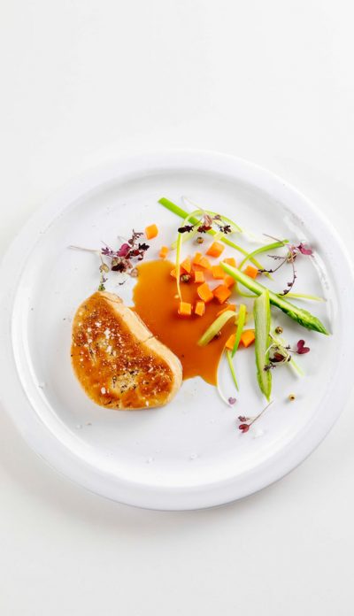 Rougié Grand Chef Foie Gras: best price for Rougie's highest quality thick foie gras slices, specially designed to meet haute cuisine requirements for sublime, instant pan-fried Duck Foie Gras: flash-frozen, 12 slices 60/80g, trimmed: currently unavailable
