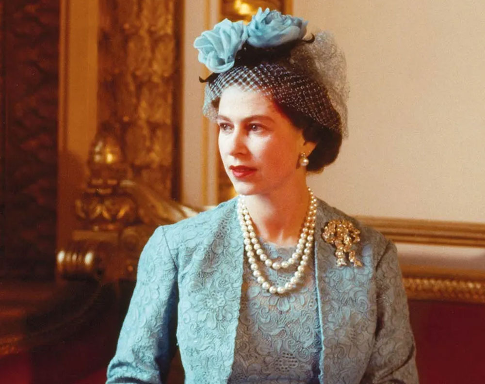 Join CountryClubuk for an exclusive Private View of Queen Elizabeth II: Her Life in Style at Buckingham Palace on 13 April 2026.