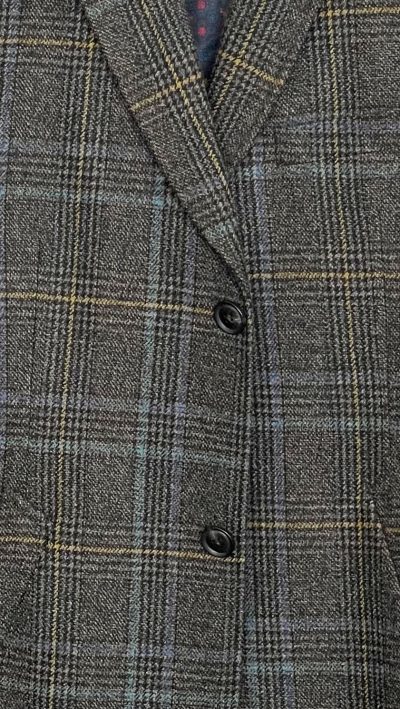 Smart, versatile check coat in shades of brown with a hint of blue for elegant town and country style - Image 2