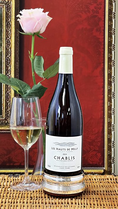 2022 Chablis Les Hauts de Milly: best price for this elegant wine, praised by Julia Harding MW for its long, mouth-watering finish: case of 12 bottles delivered