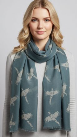 Flying Pheasant scarf in teal cashmere and fine wool at CountryClubuk best price