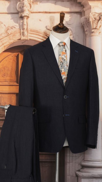 Pure linen navy suit by English tailors Gurteen: best price for this high quality classic tailored suit, 100% linen: essential gentlemen's summer outfit: a snip at only £197 delivered