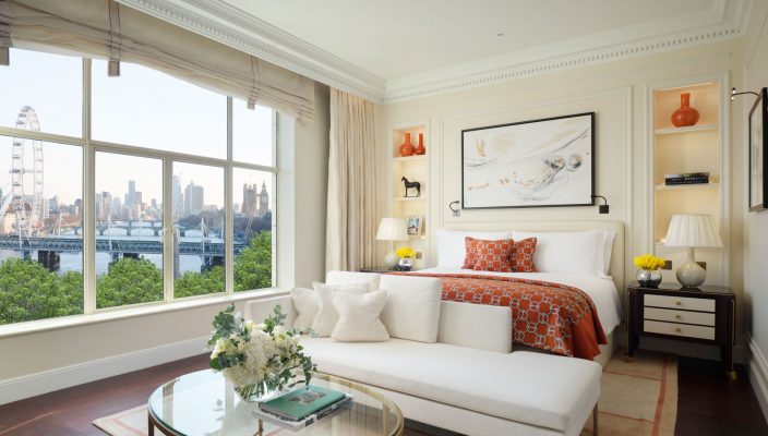 Savoy London hotel best prices CountryClubuk