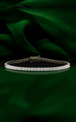 Diamond tennis bracelet from Hatton Garden, 5 carats diamonds, F/VS. Exclusive CountryClubuk Members' price.