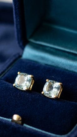 18ct gold aquamarine stud earrings 7mm in luxury presentation box with valuation